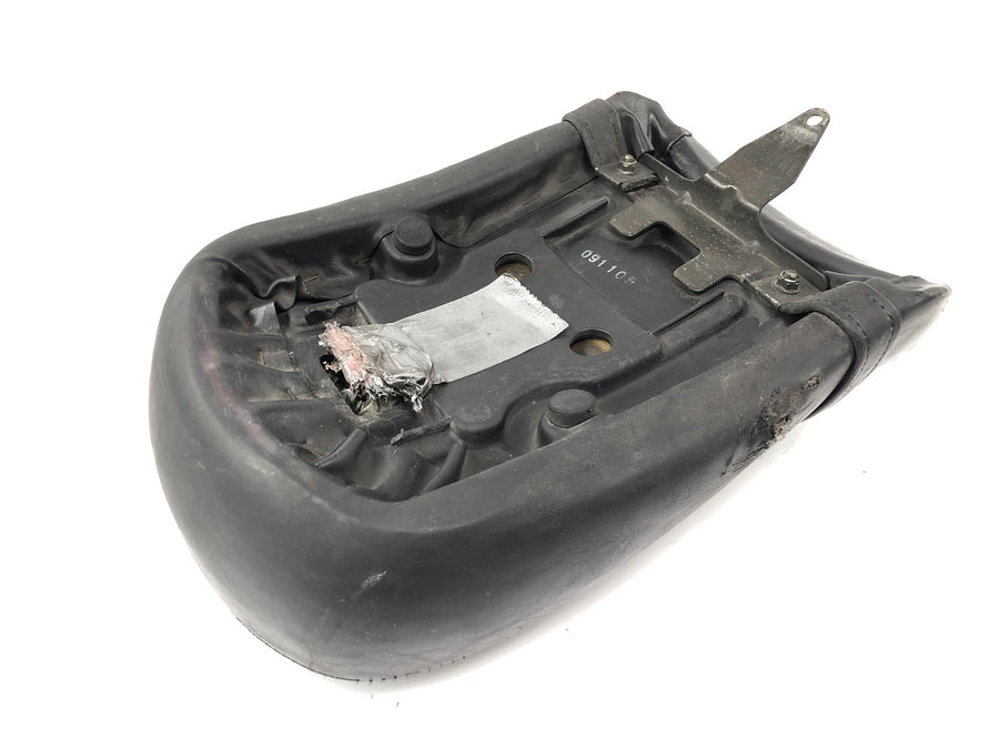 Kawasaki VN 1500 Classic VNT50D [2001] - Selch Motorcycle Case Motorcycling pillow behind