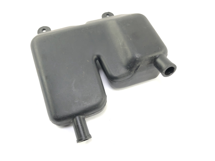 Ducati 900 SS [1991] - Cartcase Ventilation Tank