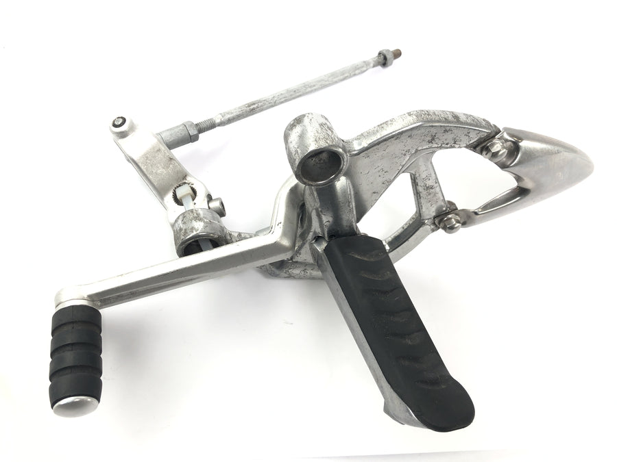 Triumph Sprint ST 1050 [2005] - voetsteunende systeem voor voetsteunen voetsteun voetsteunen aan de linkerkant met schakelpedaal en koppeling