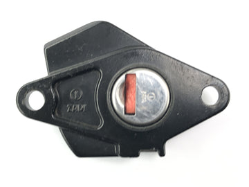 KTM 690 SM Prestige [2007] - Vorkbrug bovenaan met ontstekingsvergrendelingslotafdekking - 0