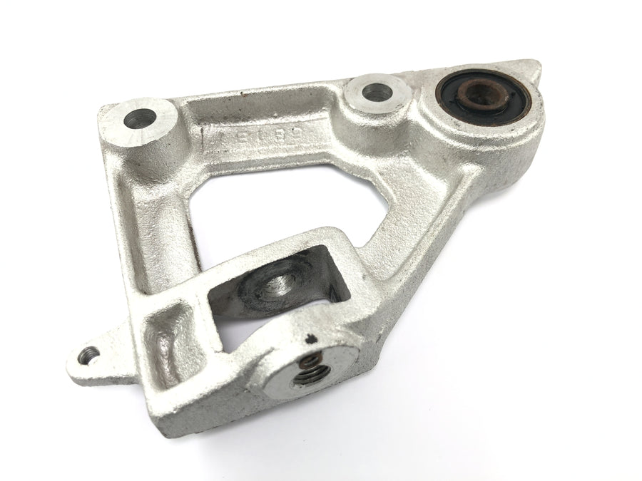 Suzuki RG 250 Gamma GJ21D [1987] - Footrest holder, driver's left footrest mount