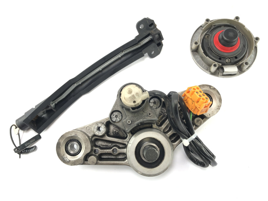 BMW R 1100 RT 259 [1997] - Schlos Set Fork Bridge aan de bovenste tankvergrendeling