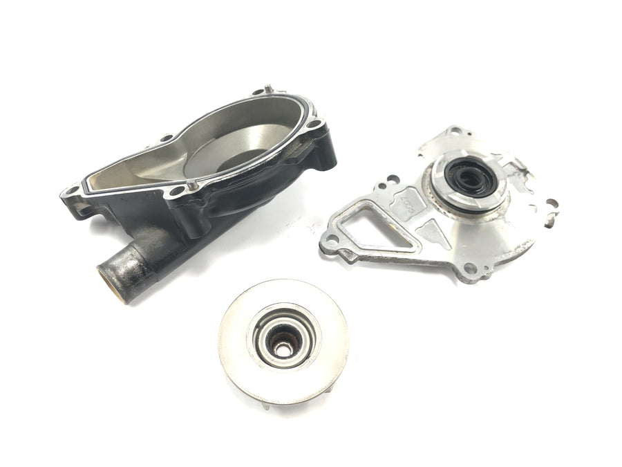 Kawasaki Versys KLE 650 A [2006] - Wasserpumpe Kühlmittelpumpe Pumpengehäuse Impeller