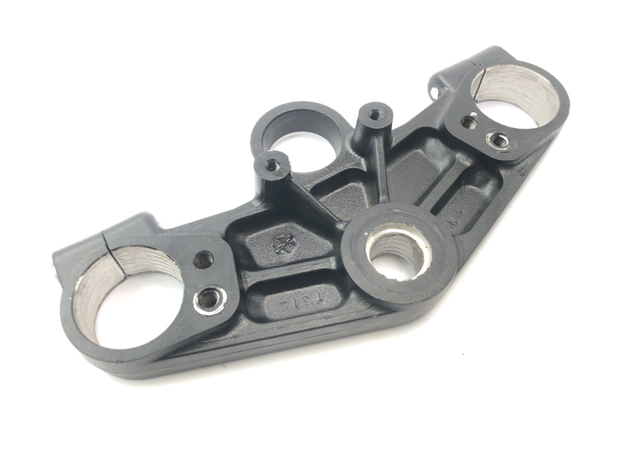 Triumph Daytona 900 T300 [1996] - upper fork bridge handlebar clamp control head mount