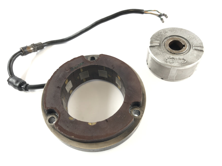 Triumph Bonneville T140V [1976] - Alternator Stator met rotor