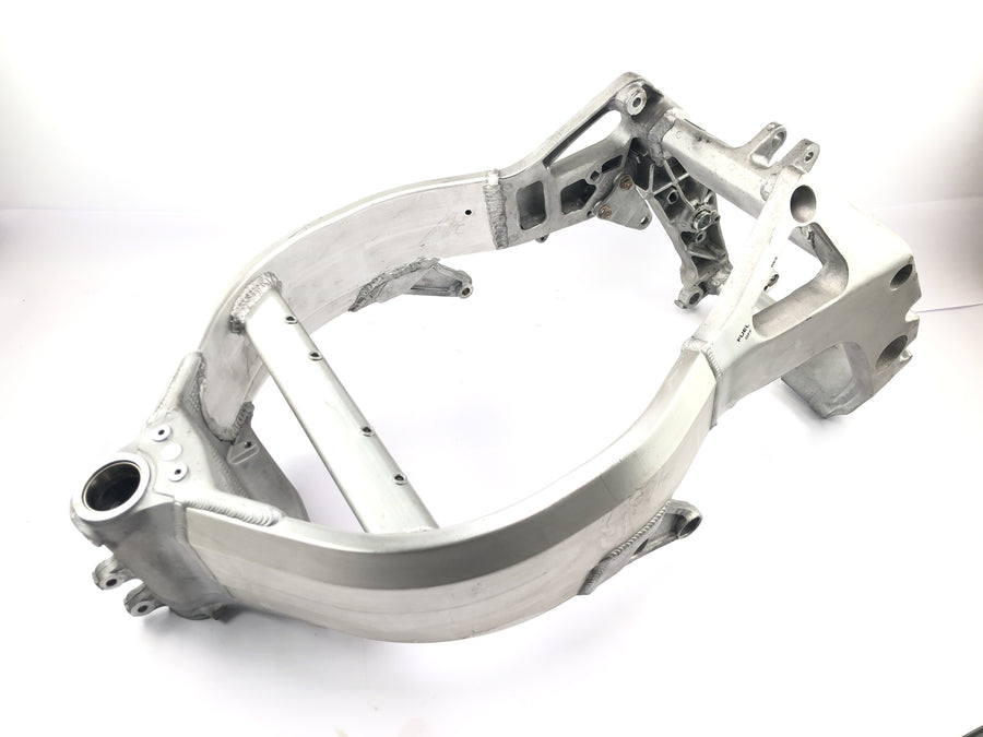 Honda CBR 900 RR Fireblade SC33 [2000] - Frame hoofdframe met papieren