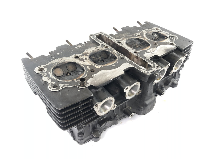 Honda CBX 650 E RC13 [1983] - cylinder head