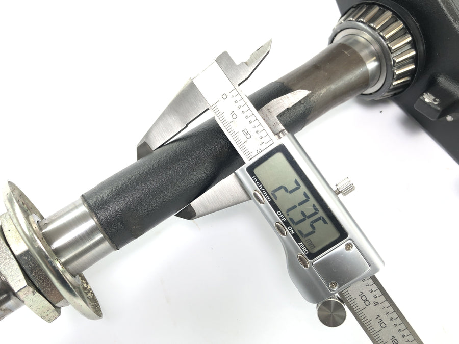 Triumph Daytona 900 T300 [1993] - Fork Bridge hieronder