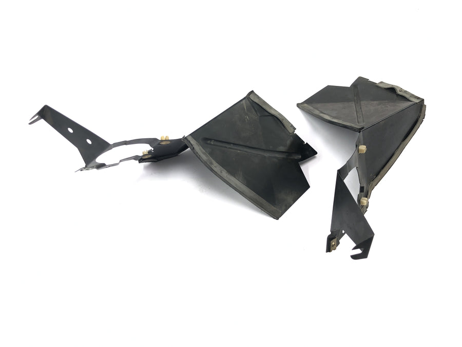 BMW K 1100 RS [1994] - Instrumentenhalter in der cockpitverkleidung rechts links