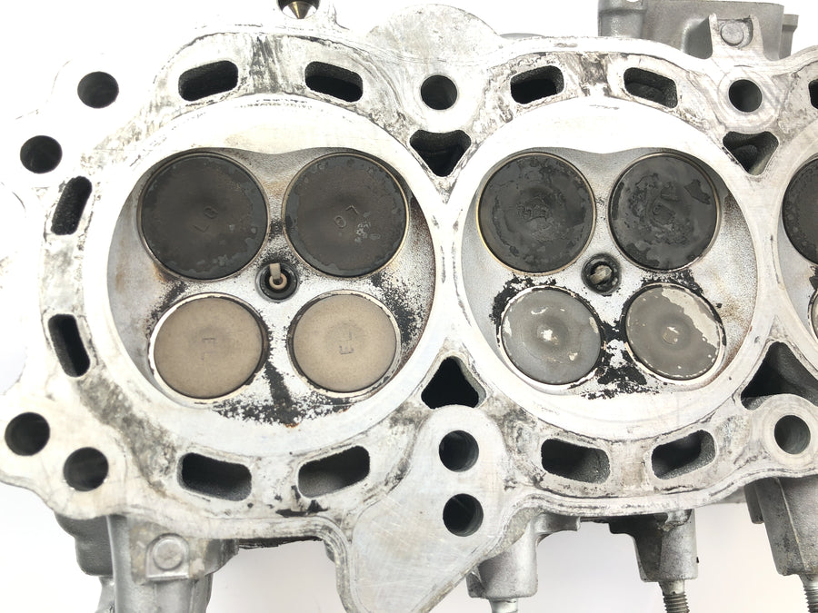 Honda CBR 1000 RR SC57 [2006] - Zylinderkopf Ventiltrieb Ventilsitz Ventilkanäle