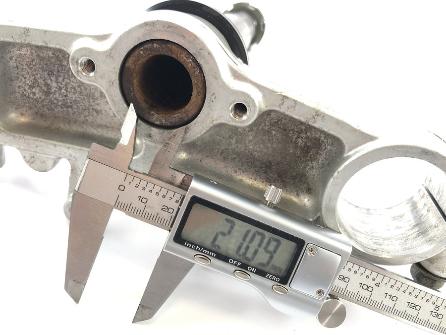 Yamaha DT 125 DE06 [2005] - Gabelbrücke unten