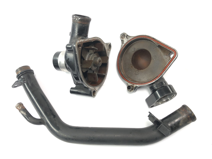 Triumph Daytona 900 T300 [1996] - Waterpomp koelvloeistofpomp met leiding