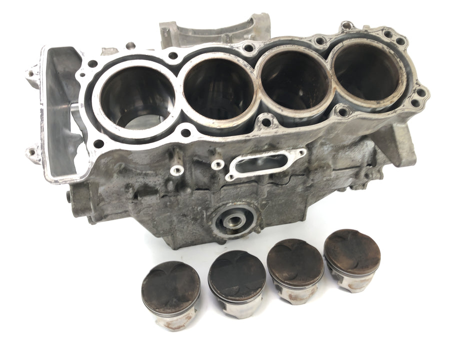 Honda CBR 900 RR SC28 [1994] - Motor housing with bush bushes and pistons
