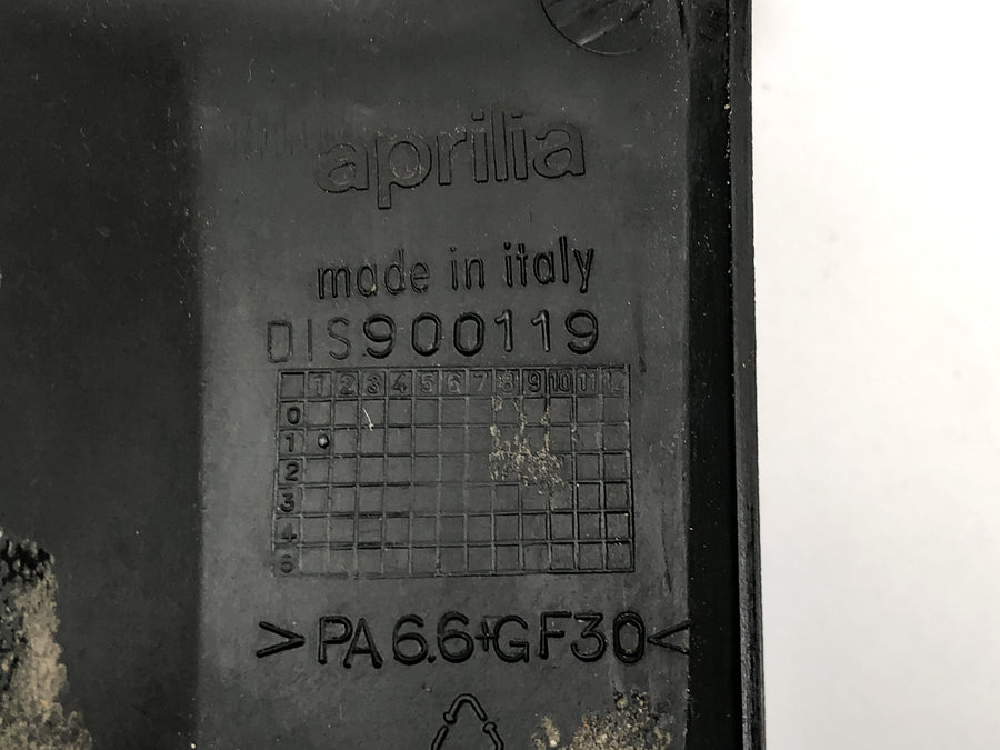 Aprilia RST 1000 Futura [2002] - Verkleidungskiel Verkleidung unten mitte