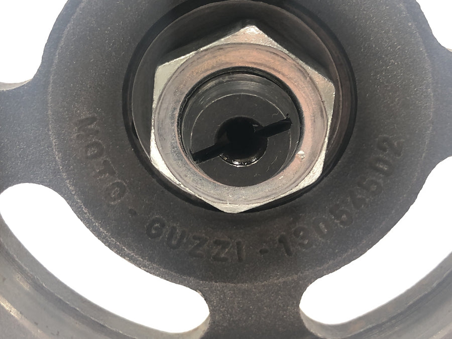 Moto Guzzi California 1100 EV KD [1998] - Camshaft control shaft with camshaft gear