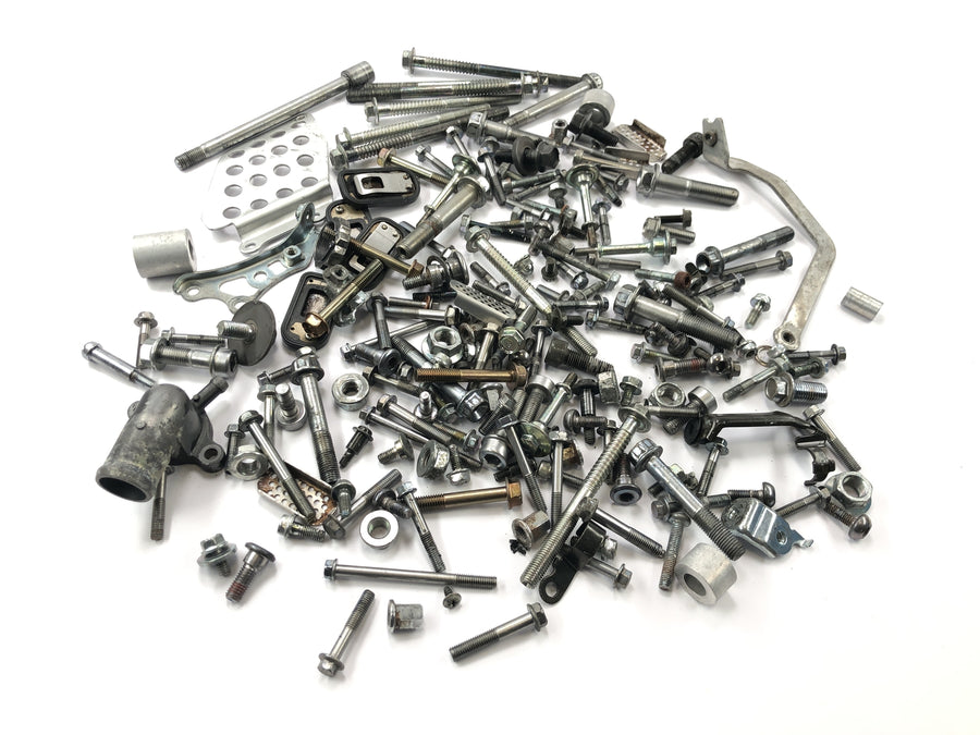 Honda CBR 1000 RR SC57 [2006] - remaining parts and screws small parts