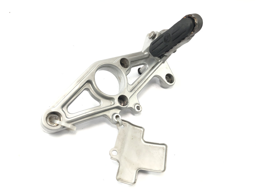 BMW R 1150 GS R21 [2002] - Driver's footrest, footrest holder, footrest mount on the right