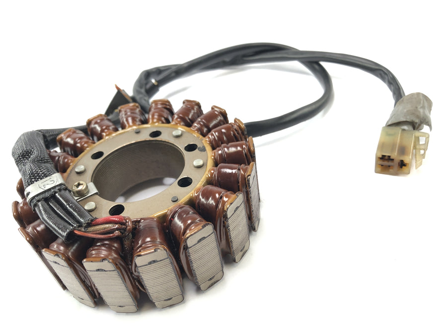 Honda CBR 900 RR SC28 [1994] - Stator generator alternator