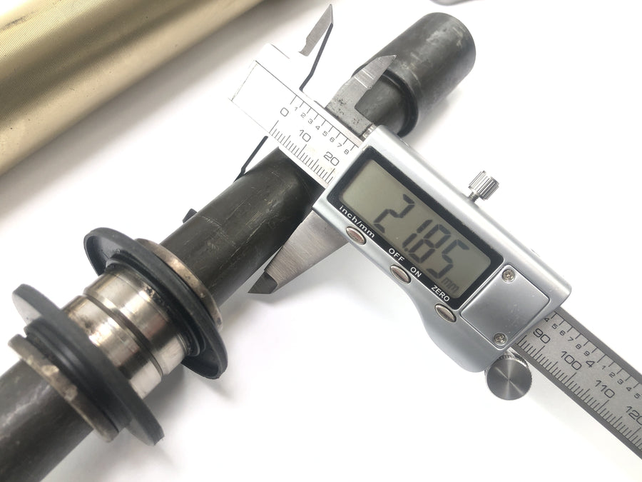 YAMAHA YZF R1 RN01 [1998] - Vork verhoogde vork in de vooras met as met as