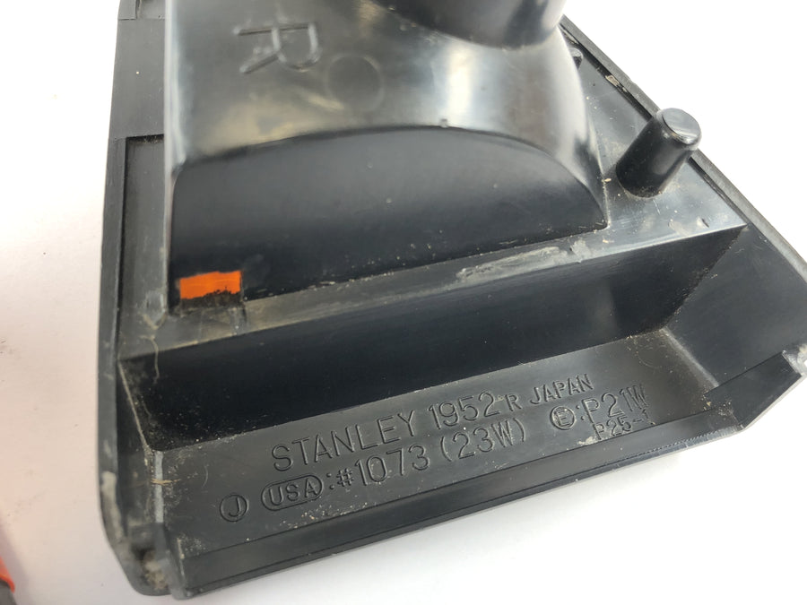 Kawasaki GPZ 1000 RX [1987] - Rear left and right indicator set