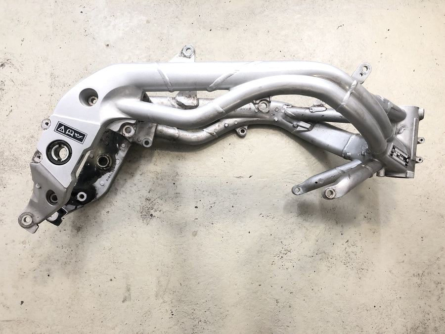 Triumph Speed ​​Triple 955i [1999] - Frame met papieren