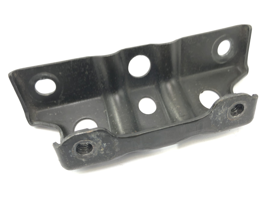 Kawasaki ZR7 ZR750F [1999] - bracket engine carrier connecting part fastening part