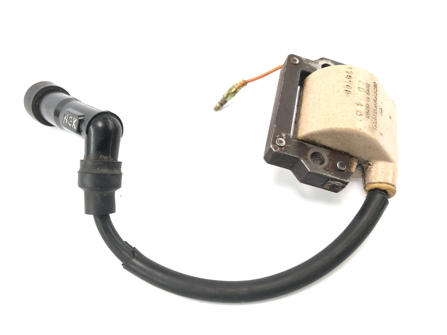 Yamaha XT 600 43F [1985] - ignition coil with spark plug plug