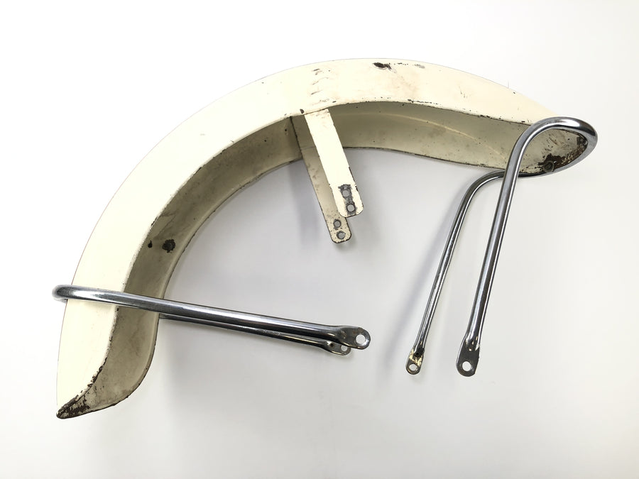 Moto Guzzi V7 Special [1971] - Front fender