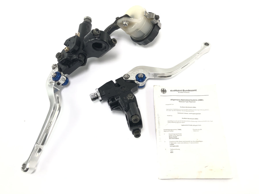 Triumph Sprint ST 1050 [2005] - Handbremspumpe und Kupplungsarmatur mit V Trec Hebel und ABE