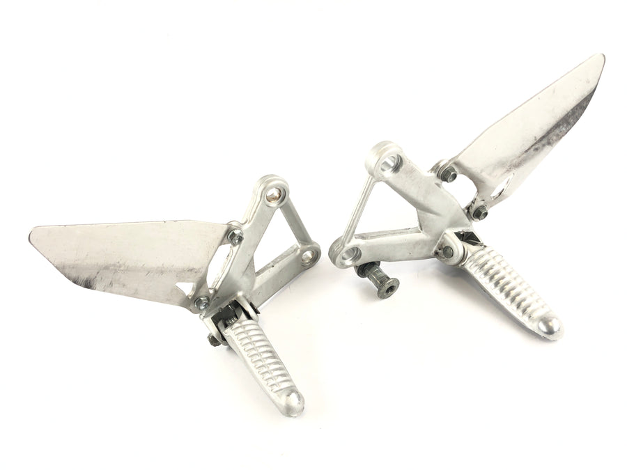 Ducati 1098 S H7 [2009] - driver's footrests left and right