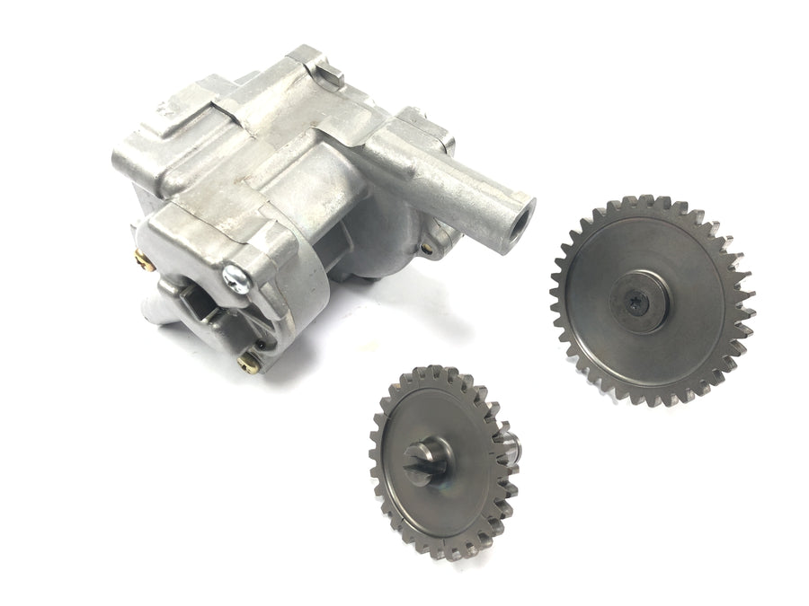 Triumph Daytona 900 T300D [1996] - Oil pump gear pump oil feed pump with drive