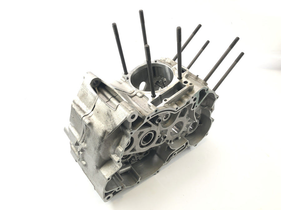 Aprilia RST 1000 Futura [2002] - motor housing empty housing Empire motor block engine housing housing block