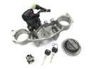 Honda FMX 650 RD12 [2006] - Schloss-Satz Zündschloss Tankdeckel  Gabelbrücke oben-5