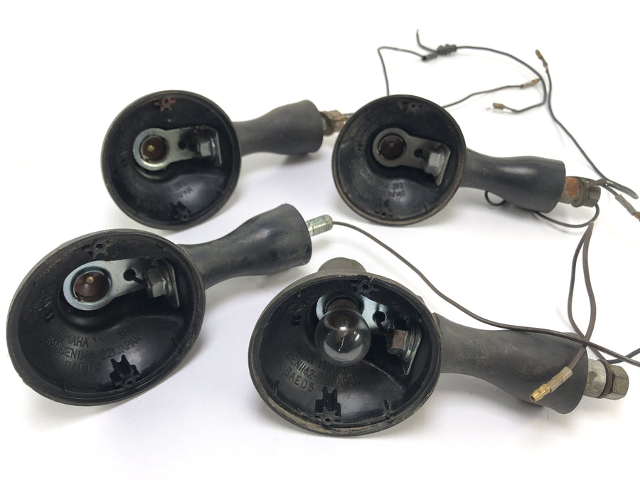 Yamaha XT 500 1U6 [1981] - Indicator housing with indicator lenses
