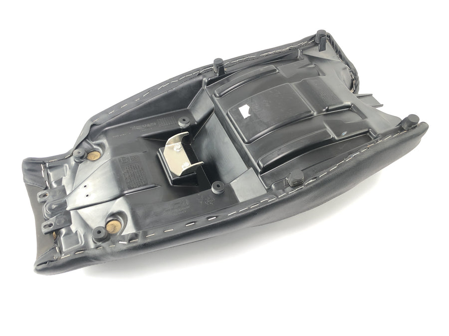Triumph Sprint ST 1050 [2005] - seat seat
