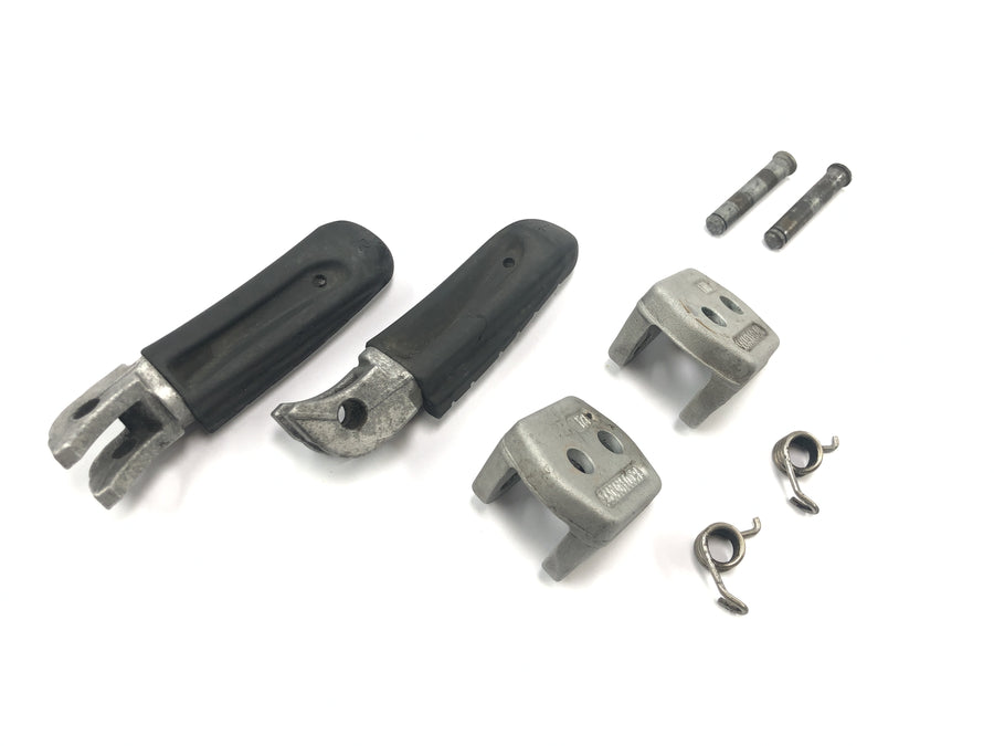 KTM Duke 690 A3 [2012] - Footrests driver footrests folding running boards set at the front