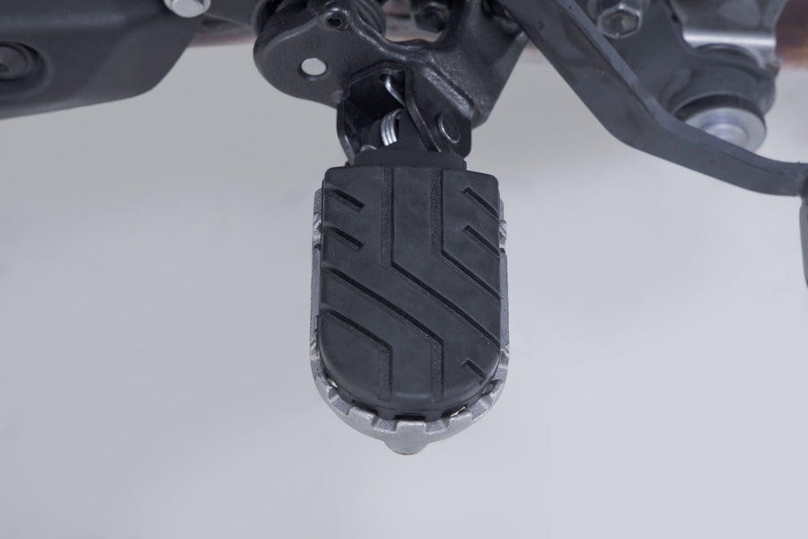 Suzuki V-Strom 800 DE [2023-2026] - ION footrest set, can be lowered by 15 mm, version FRS.05.011.10200/S - picture 3