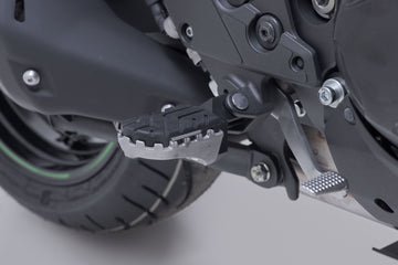 Kawasaki Versys 1100 [2025-2026] - ION voetsteunkit zilver – foto 2