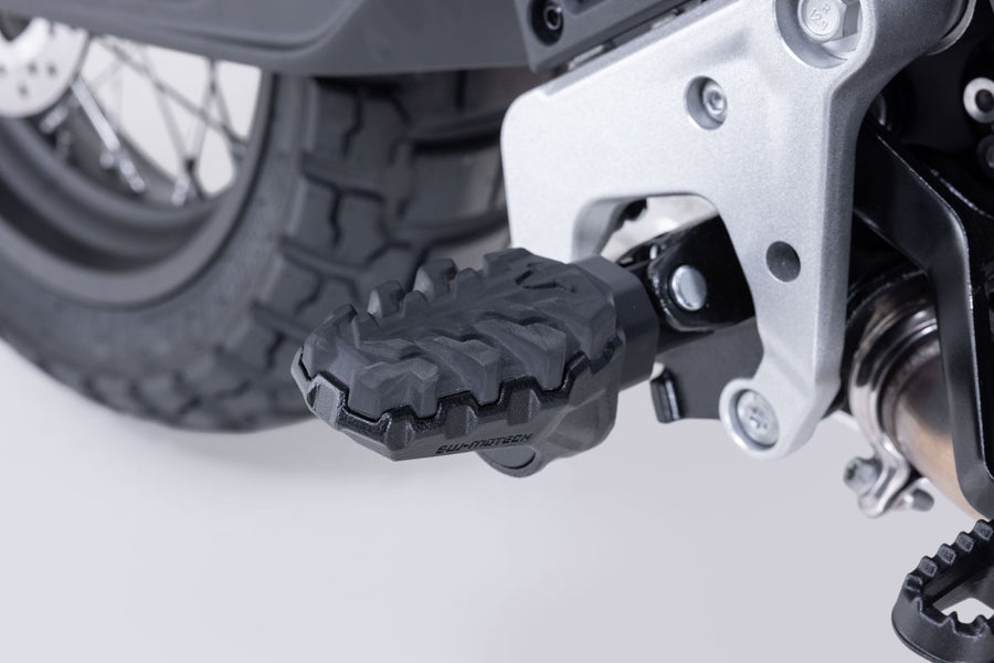 CFMOTO 800 MT-X [2025-2026] - EVO voetsteunenset, versie FRS.10.112.10000/B – afbeelding 1