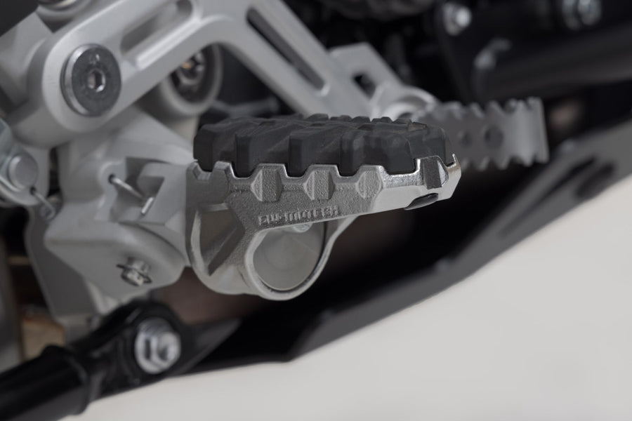 Triumph Tiger 1200 [2022-2024] - EVO footrest kit - picture 5