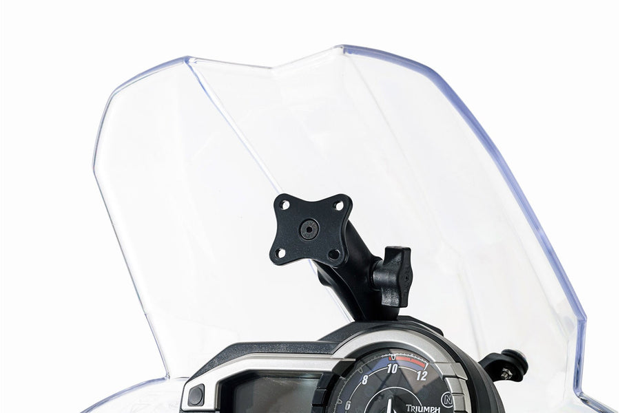 Triumph Tiger 800 XR [2017] - Navi-Halter im Cockpit – Bild 4