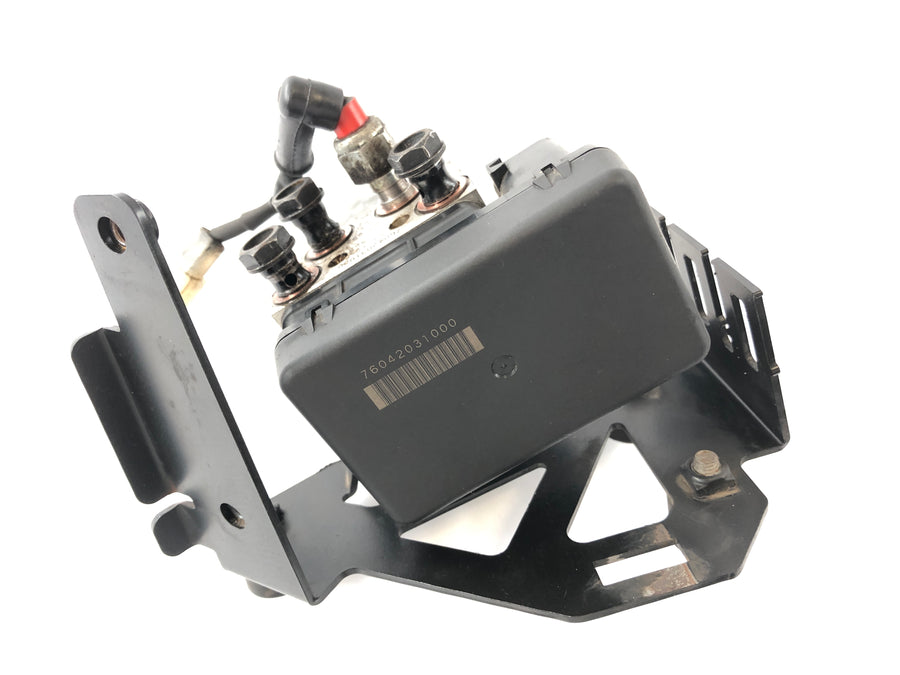 KTM Duke 690 A3 [2012] - ABS module with bracket