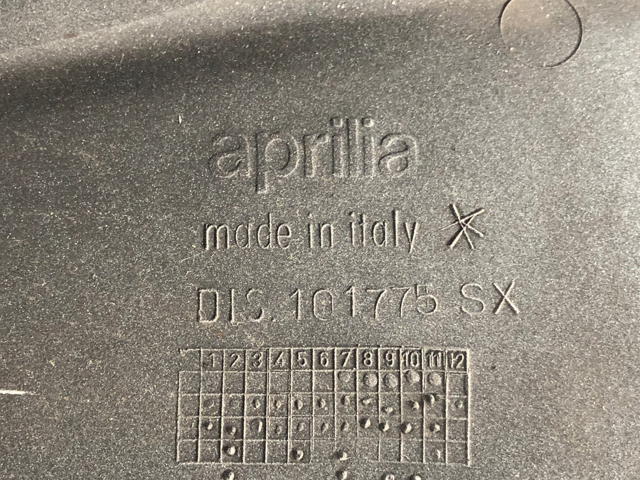 Aprilia Mille RSV 1000 ME [1999] - Verkleidung Heckverkleidung Links