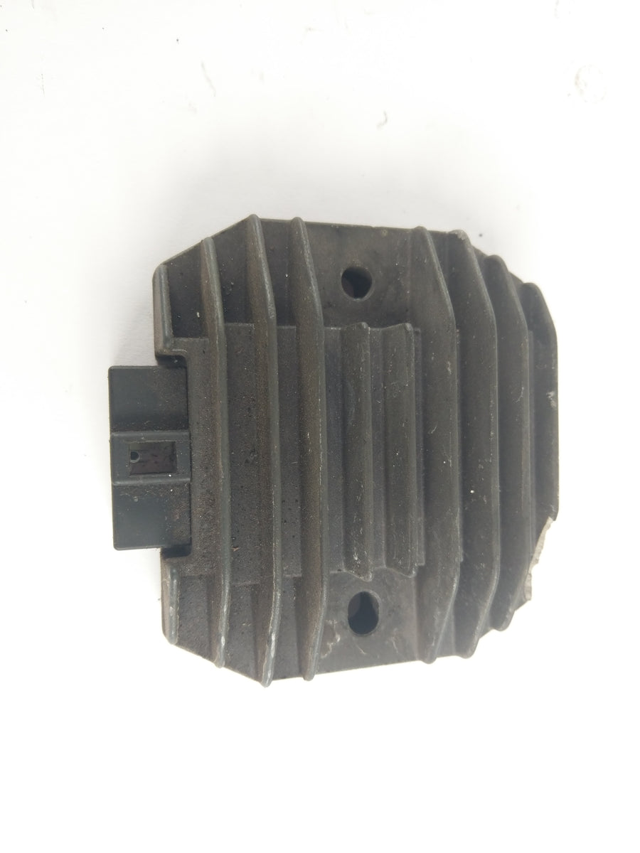 Yamaha XT 550 5Y3 - Regulator Rectifier Unit Lima Regulator