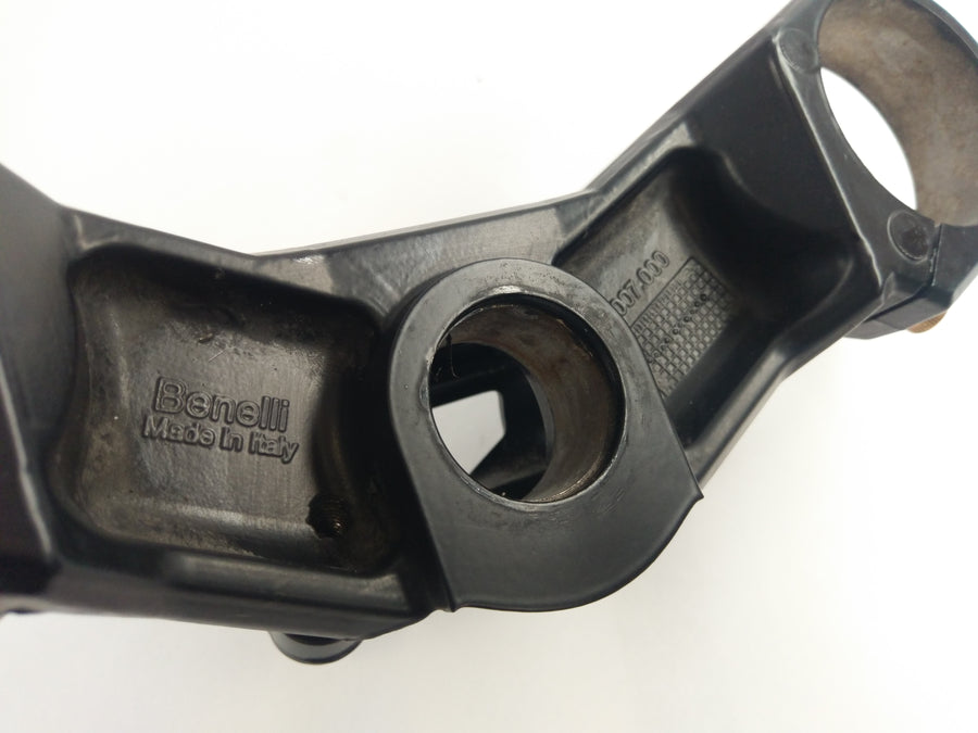 Benelli TNT 1130 Sport [2002] - Gabelbrücke oben