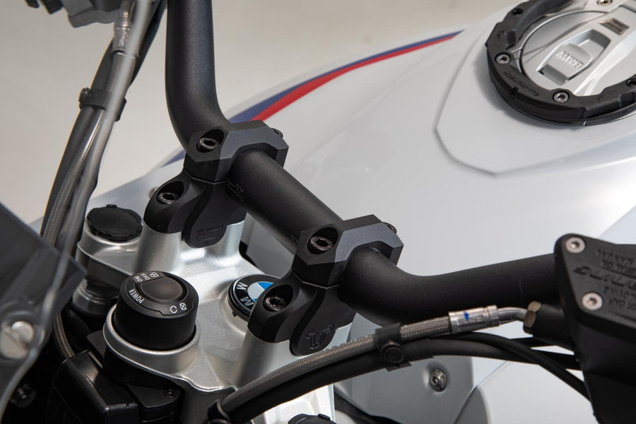 BMW R 1250 GS [2019-2024] - Lenkerverlegung 32 mm höher, 25 mm nach hinten, schwarz – Bild 5