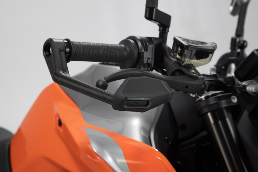 KTM 1290 Super Duke R [2023] - Hebelschützer mit Windabweiser – Bild 4