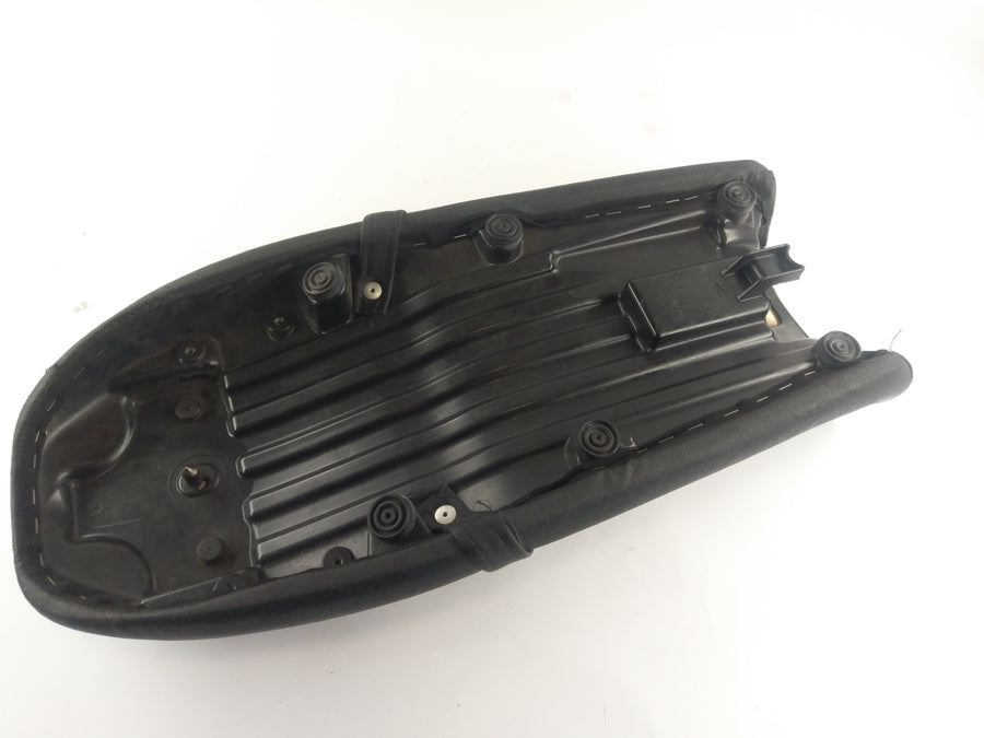 Moto Guzzi V7 Classic LW [2011] - Bench
