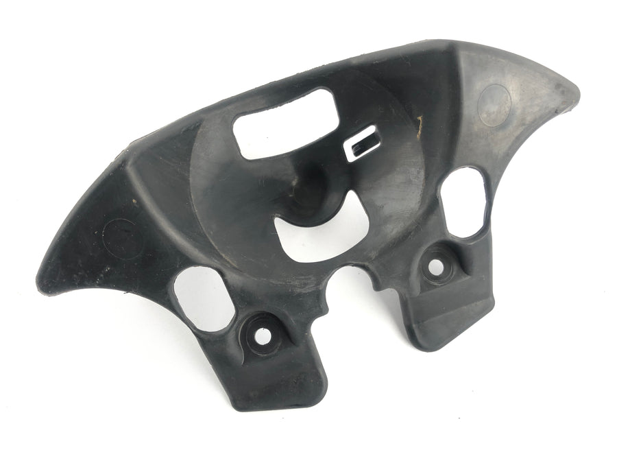 Yamaha YZF R6 RJ03 [2000] - Horn cover