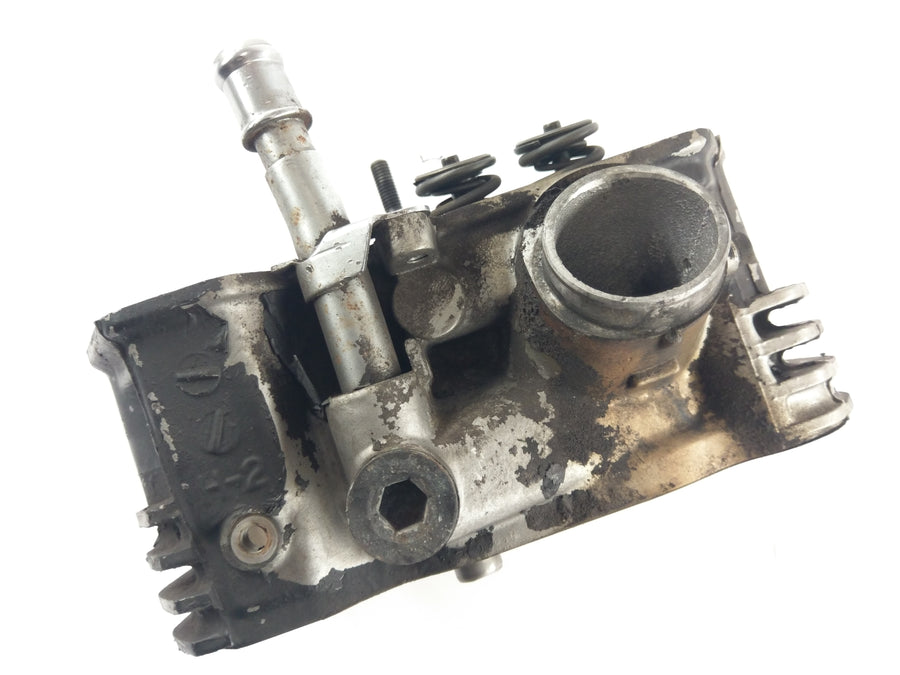 Honda XRV 750 Africa Twin RD04 [1991] - Cylinder head